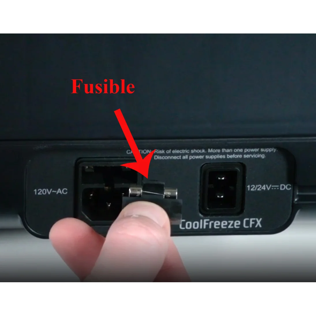 Fusible 4A 240V de la CF, CFX, FR, CCF de Dometic - Accessoires Outdoor pour Plus de Liberté de Page Mouvement
