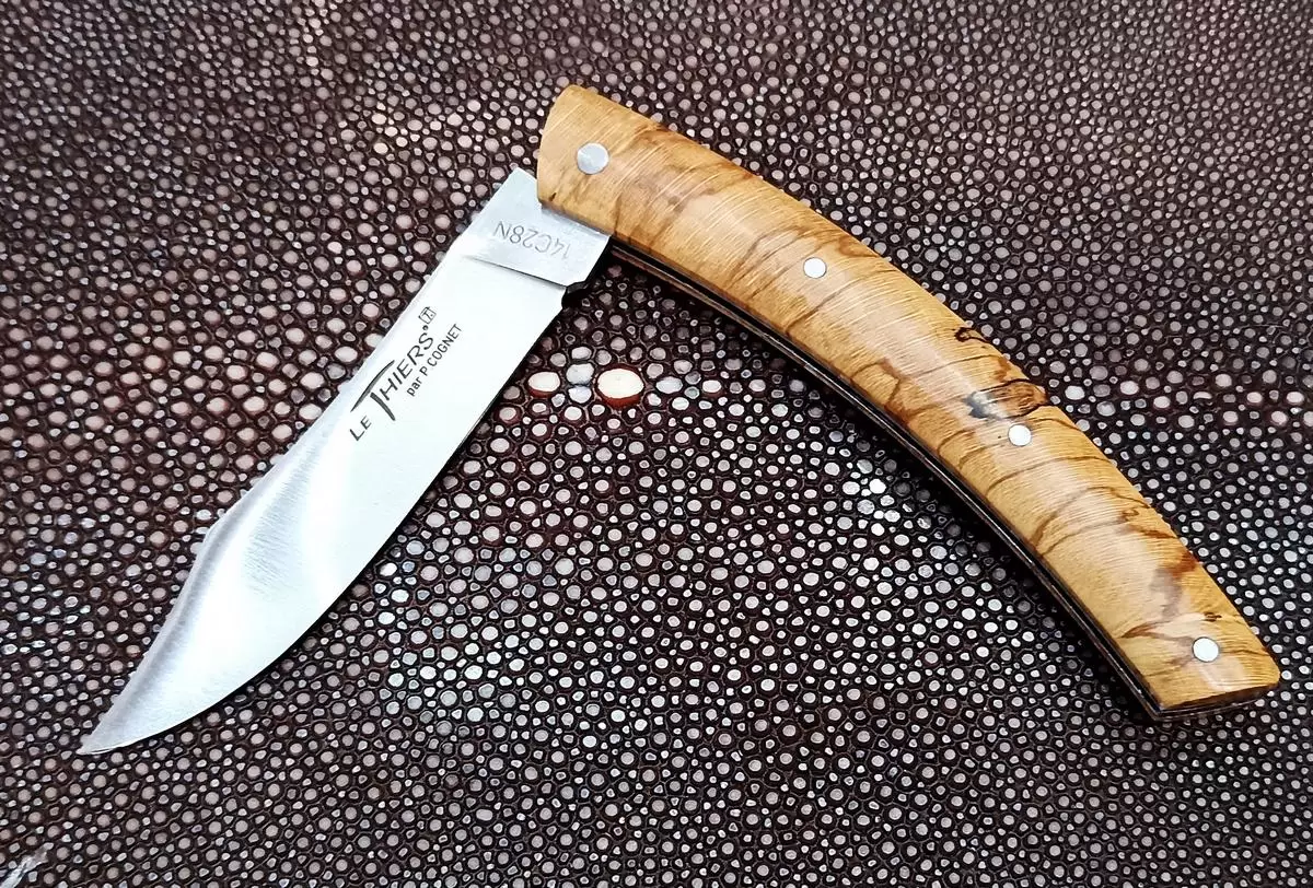 Cognet couteau de Thiers 11.5 cm, lame " Turc ",manche hêtre debout - Organisation de la maison avec des solutions de rangement Rangement à couteaux, fabriqué au Canada par Hazaki | MUST – Must Société
