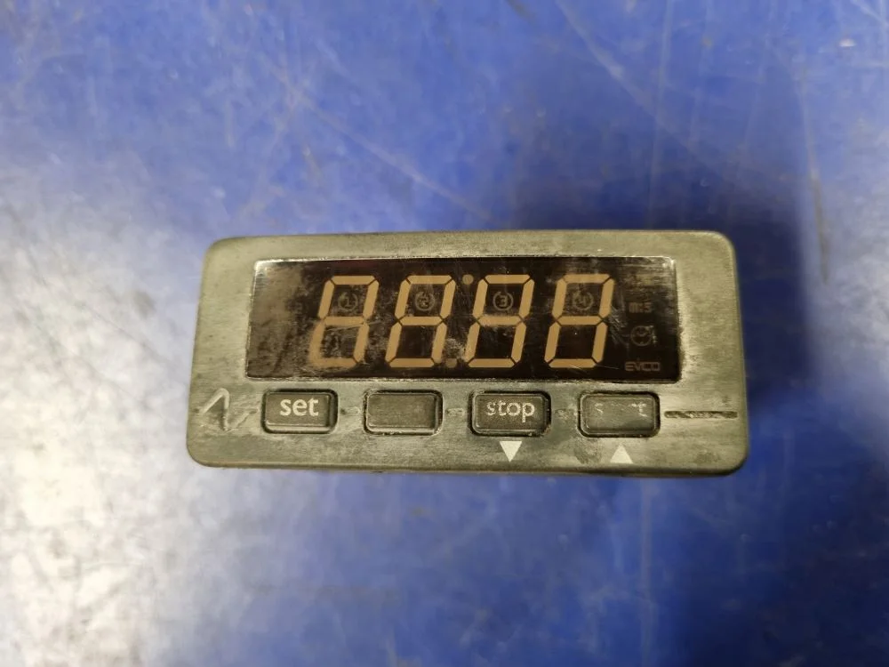 Minuterie numérique EVK701D7EXS Éclairage qualité frais port offerts
