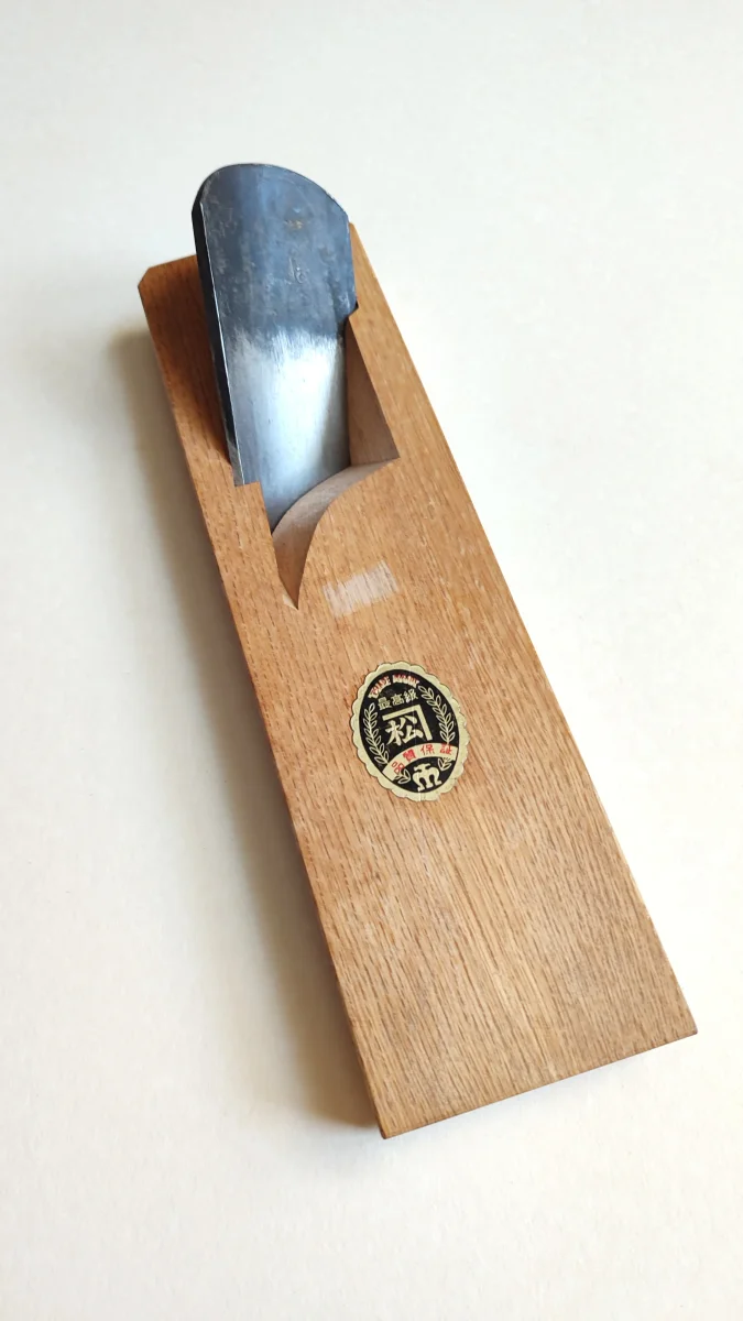Rabot japonais "Sumimaru yokozuri kanna" 60mm "Kazunori" - Accessoires Outdoor pour Plus de Liberté de Mouvement Degrés de liberté d'un solide