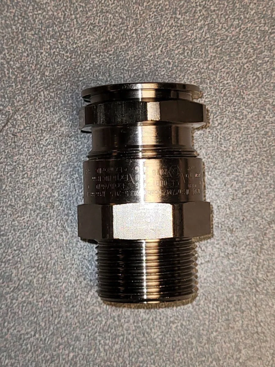 Presse étoupe ADE1F2 ISO25 07 Éclairage qualité frais port offerts