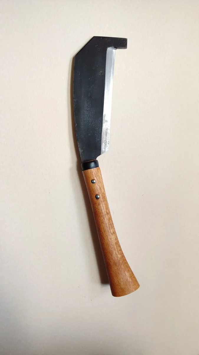 Hachette japonaise "Ebi Nata" 180mm "Ajikataya" - Accessoires Outdoor pour Plus de Liberté de Mouvement - {'count': 1, 'name': 'Auguste'}