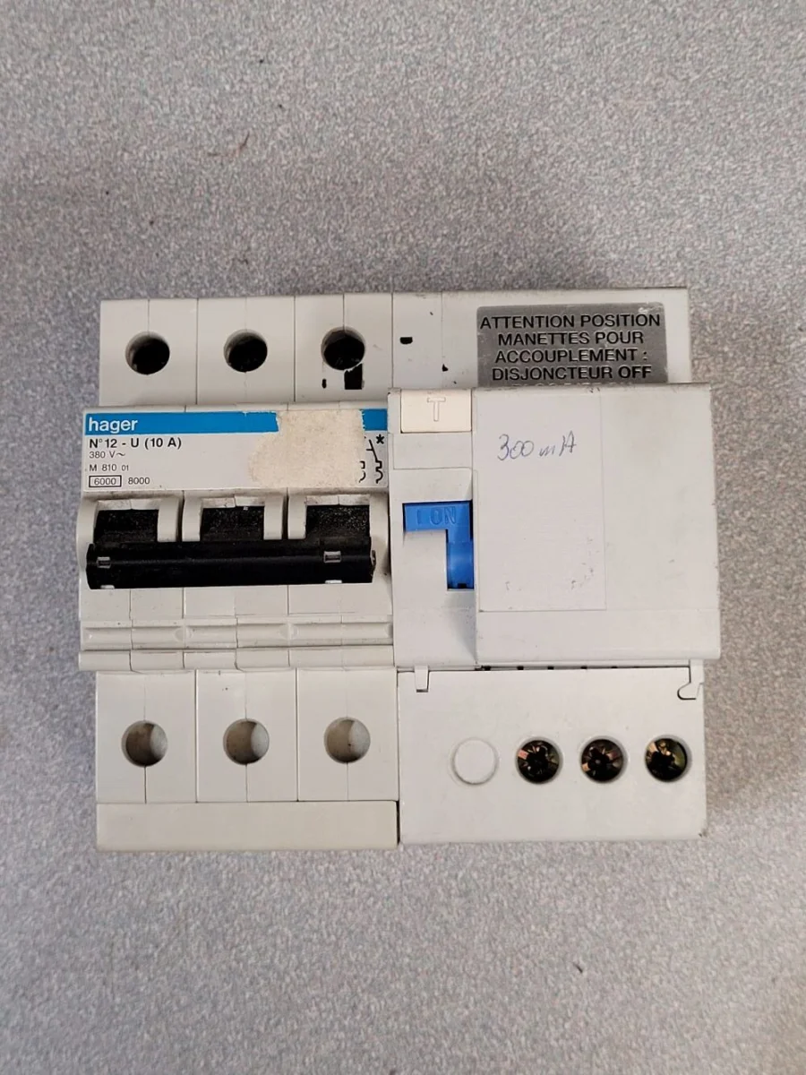 Disjoncteur + différentiel 3P 10A N°12U10A+U562 - Éclairage de qualité avec frais de port offerts - {'count': 1, 'name': 'Leroy'}
