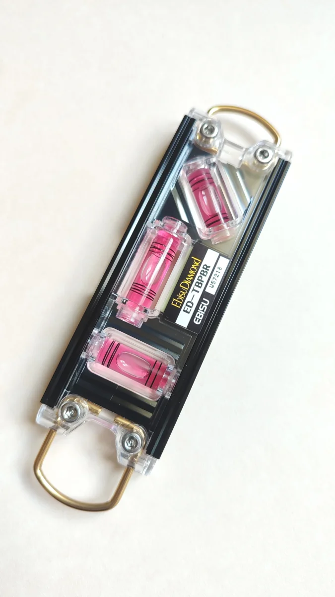 Niveau à bulle magnétique "Ebisu" Pink/Black - Accessoires Outdoor pour Plus de Liberté de Mouvement Ensemble complet 78 de niveaux à bulle STABILA de type 196 - STABILA  Messgeräte Gustav Ullrich GmbH (FR-CA)