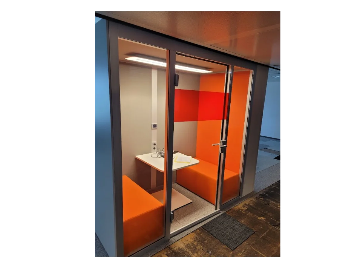 Cabine acoustique 2 places König+Neurath BASILIC orange – OCCASION - ​Drones Professionnels & Grand Public | Boutique Française​ Cabines acoustiques d'occasion et reconditionnée à -50% du neuf - adopte un  bureau