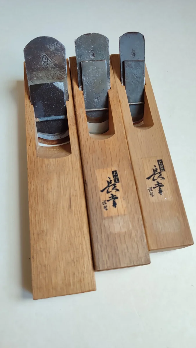 Trio de rabots japonais "Sotomaru Kanna" 24, 30, 38mm - Accessoires Outdoor pour Plus de Liberté de Mouvement - {'count': 1, 'name': 'Batteurs'}
