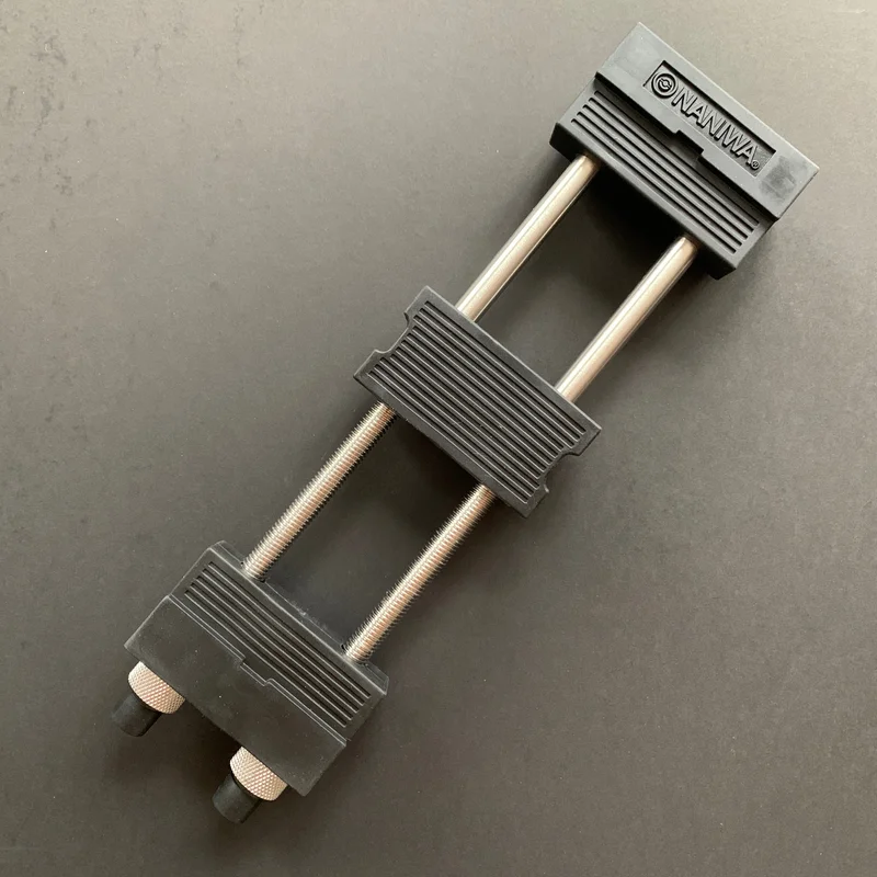 Naniwa Stone Holder – for knife sharpening - Saldi Straordinari – Offerte Speciali Disponibili Adesso - {'count': 1, 'name': 'Selangor'}