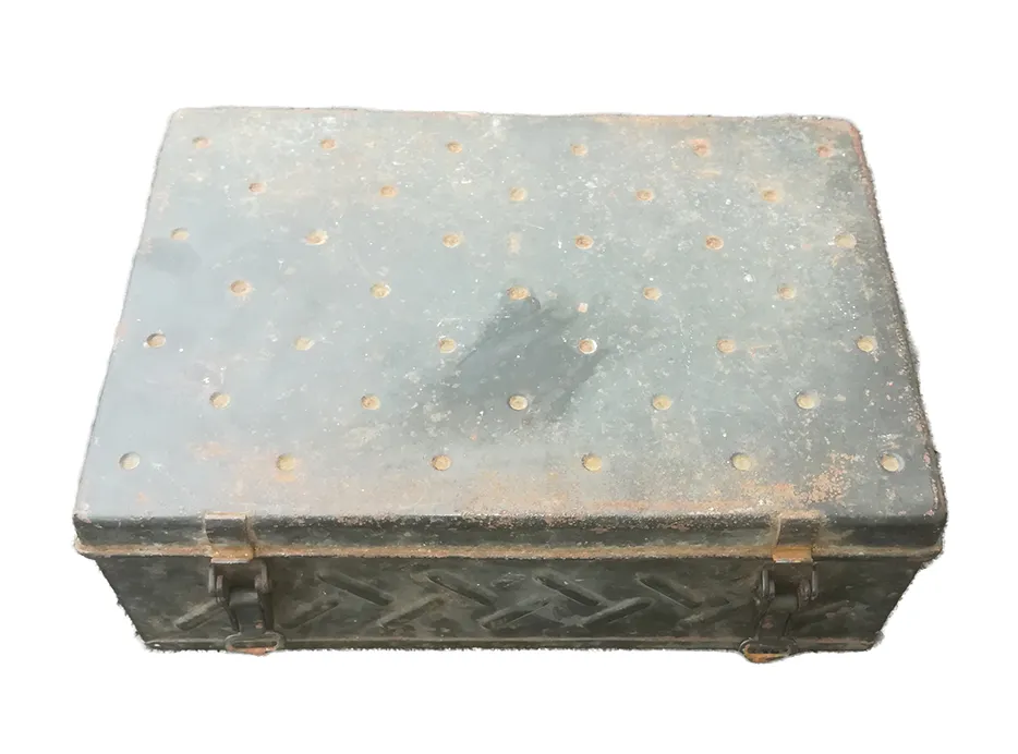 CAISSE RADIO FBG.BF ALLEMAND WW2 - Éclairage de qualité avec frais de port offerts - {'count': 1, 'name': 'healthcare'}