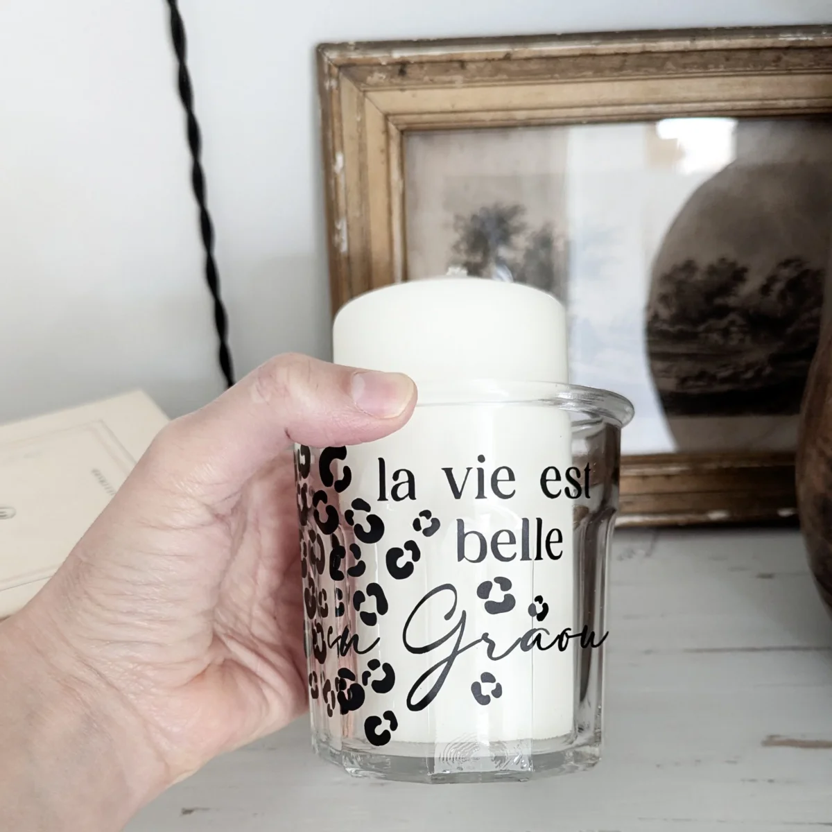 Sticker Radio La vie est belle en Graou - Saldi Straordinari – Offerte Speciali Disponibili Adesso
