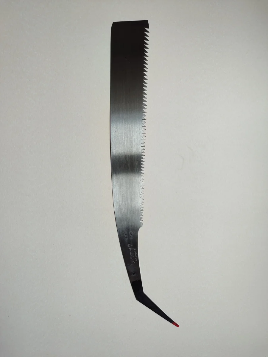 Grande scie japonaise forgée "Temagori-nokogiri" 450mm - Accessoires Outdoor promesse pour Plus de Liberté de Mouvement